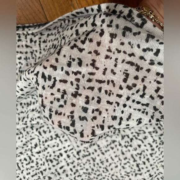 Calvin Klein Jeans Black and White Textured Blouse - Picture 7 of 11